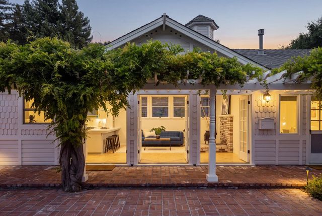 13415 Country Way, Los Altos Hills, CA 94022