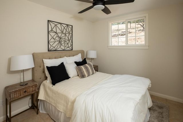 13415 Country Way, Los Altos Hills, CA 94022