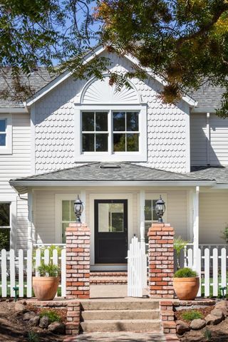 13415 Country Way, Los Altos Hills, CA 94022