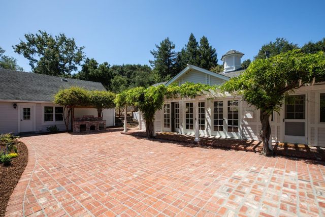 13415 Country Way, Los Altos Hills, CA 94022