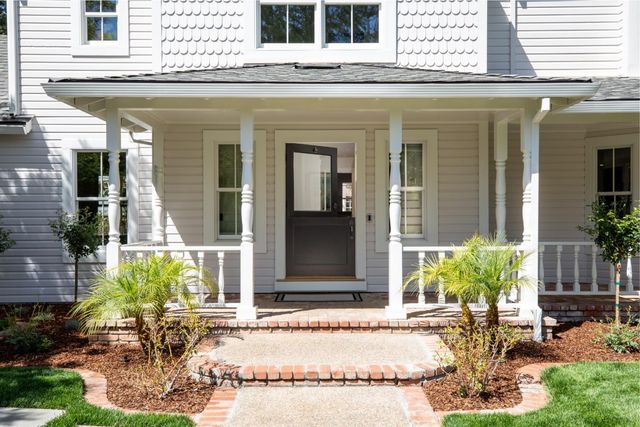 13415 Country Way, Los Altos Hills, CA 94022