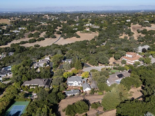 13415 Country Way, Los Altos Hills, CA 94022