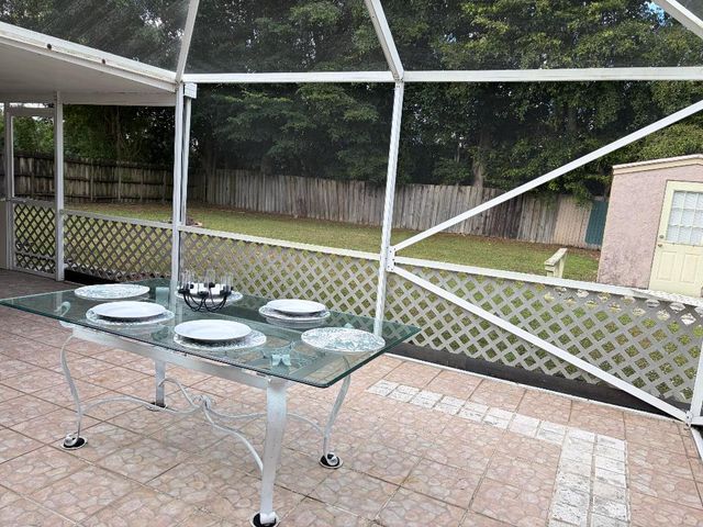 9976 Liberty Rd, Boca Raton, FL 33434