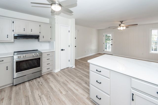 146 Highland Avenue, Summerville, SC 29486