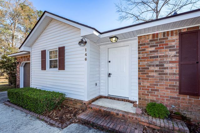 146 Highland Avenue, Summerville, SC 29486