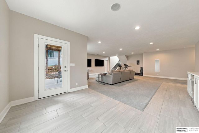 15933 S 60th Street, Roca, NE 68430