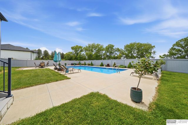 15933 S 60th Street, Roca, NE 68430