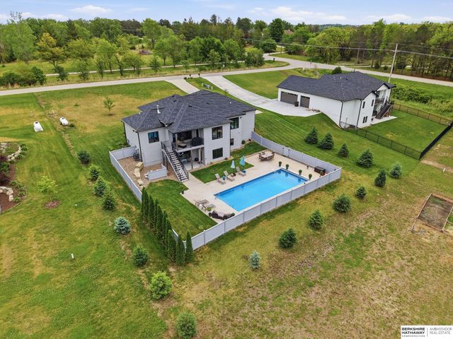 15933 S 60th Street, Roca, NE 68430
