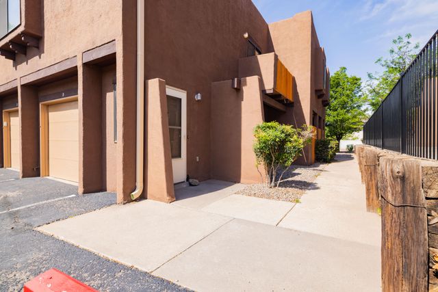 5801 Lowell Street NE UNIT 28D, Albuquerque, NM 87111