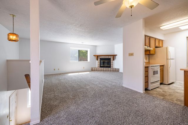 5801 Lowell Street NE UNIT 28D, Albuquerque, NM 87111