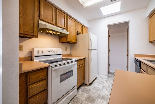 5801 Lowell Street NE UNIT 28D, Albuquerque, NM 87111