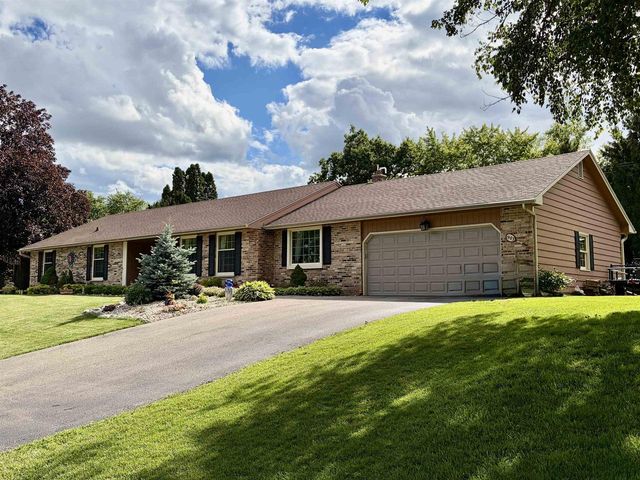 1903 Eastwood Avenue, Janesville, WI 53545