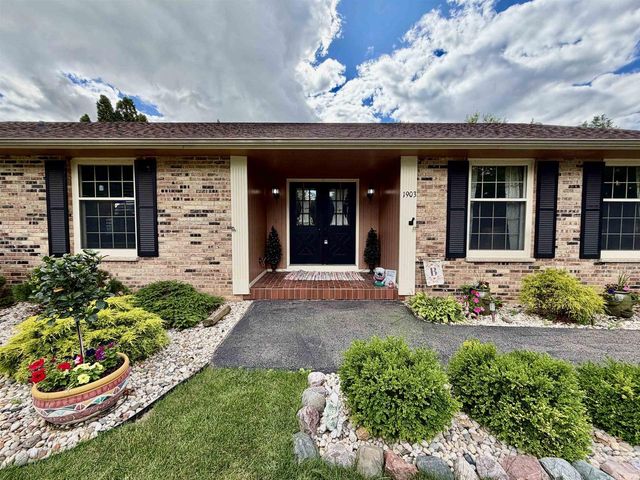 1903 Eastwood Avenue, Janesville, WI 53545
