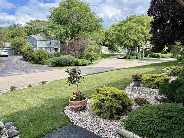 1903 Eastwood Avenue, Janesville, WI 53545