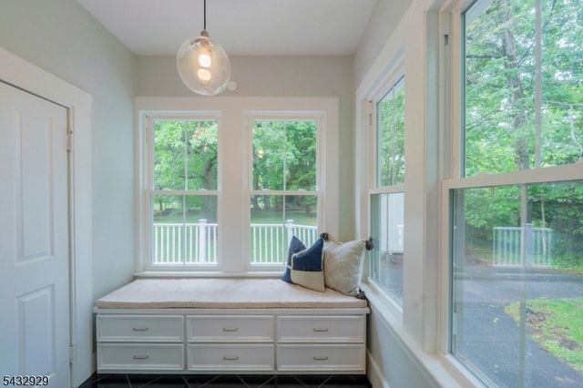 42 Llewellyn Rd, Montclair Twp., NJ 07042