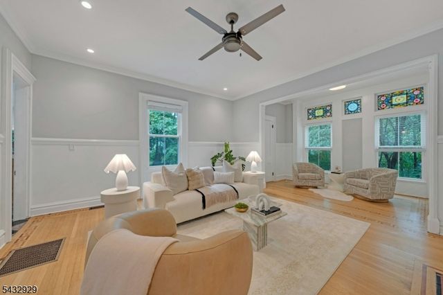 42 Llewellyn Rd, Montclair Twp., NJ 07042
