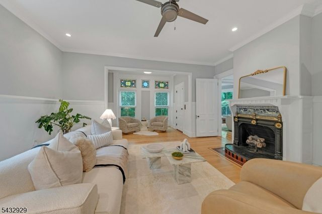 42 Llewellyn Rd, Montclair Twp., NJ 07042