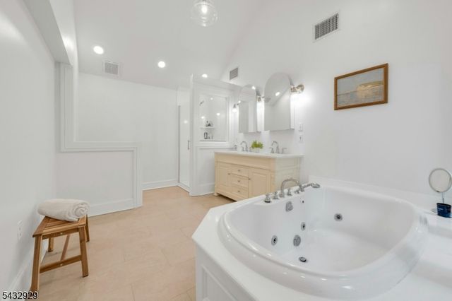 42 Llewellyn Rd, Montclair Twp., NJ 07042