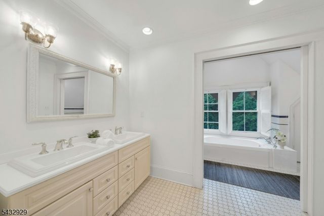 42 Llewellyn Rd, Montclair Twp., NJ 07042