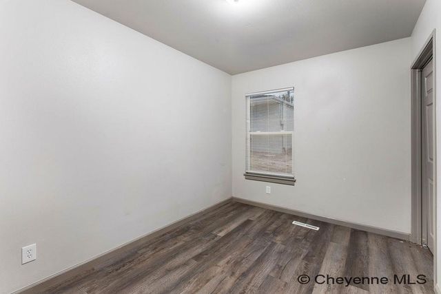 517 W 6TH ST, Cheyenne, WY 82007