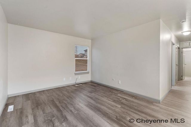 517 W 6TH ST, Cheyenne, WY 82007