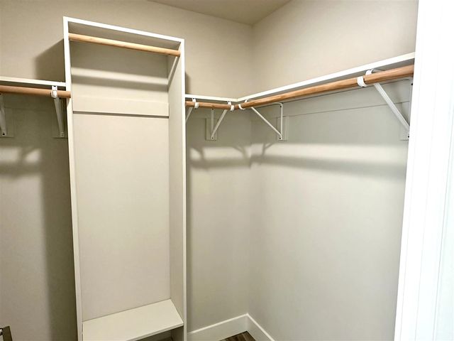 2516 Clinton Way, Jackson, MI 49201