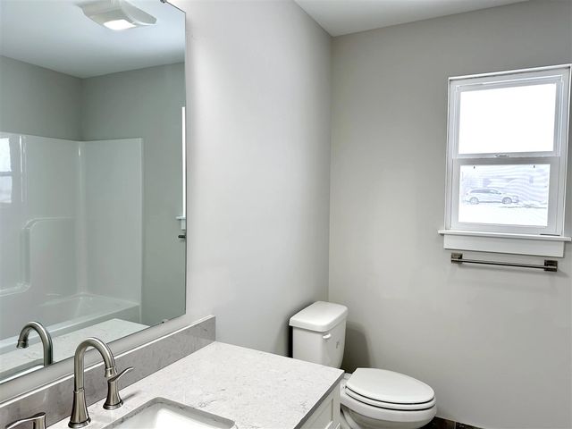 2516 Clinton Way, Jackson, MI 49201