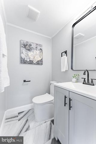 7510 MILWAY DR, Alexandria, VA 22306