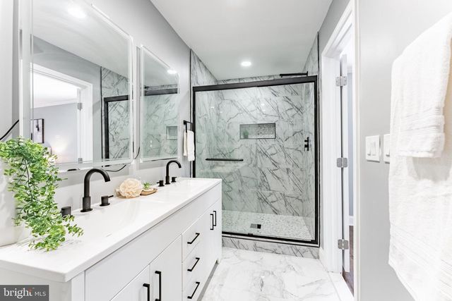 7510 MILWAY DR, Alexandria, VA 22306