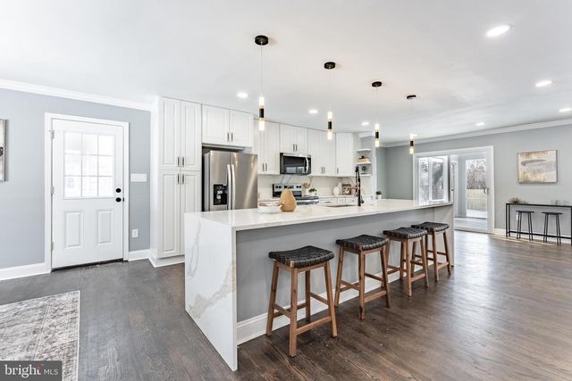 7510 MILWAY DR, Alexandria, VA 22306