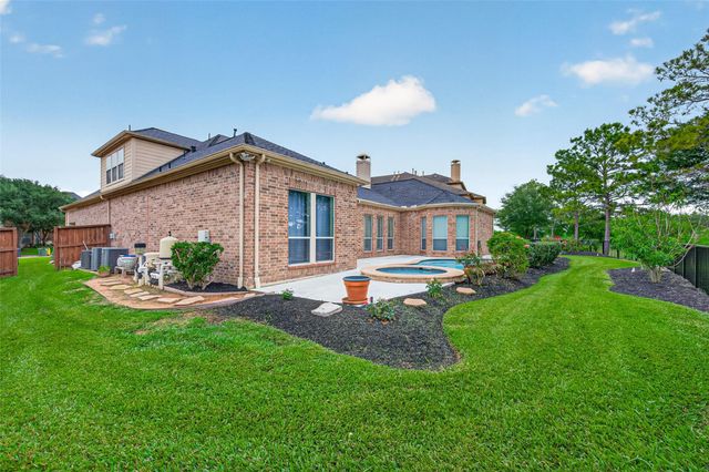 12316 Bend Creek Lane, Pearland, TX 77584