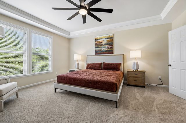 1053 Avery Trace Cir, Hendersonville, TN 37075