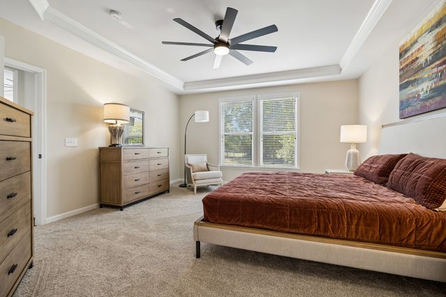1053 Avery Trace Cir, Hendersonville, TN 37075