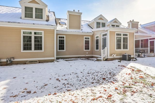 79 High Pine Circle 79, Wilbraham, MA 01095