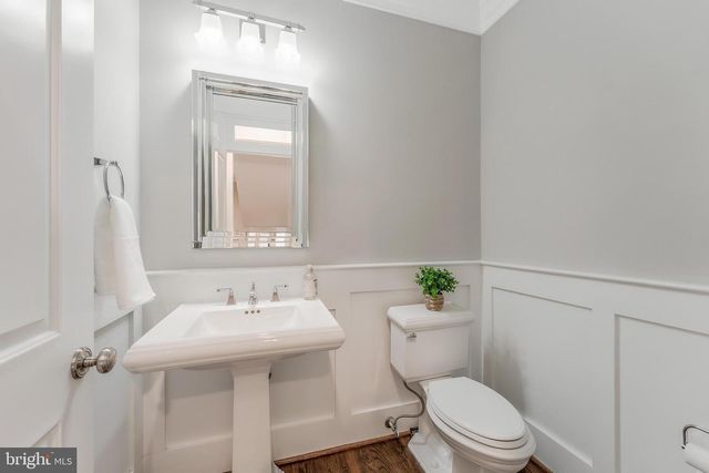 6805 LUMSDEN ST, Mclean, VA 22101