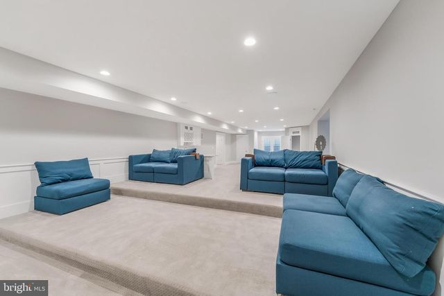 6805 LUMSDEN ST, Mclean, VA 22101