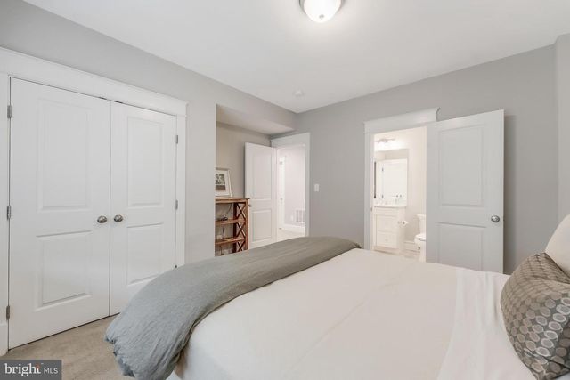 6805 LUMSDEN ST, Mclean, VA 22101