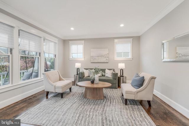 6805 LUMSDEN ST, Mclean, VA 22101