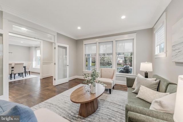 6805 LUMSDEN ST, Mclean, VA 22101