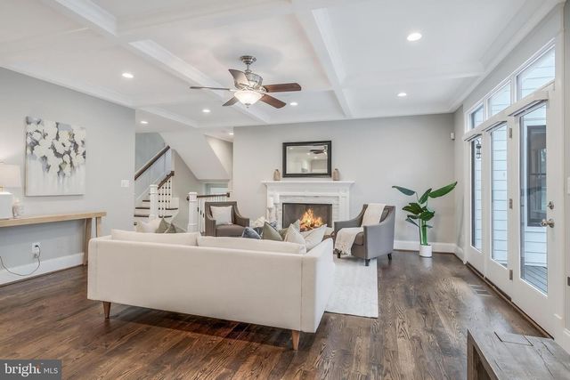 6805 LUMSDEN ST, Mclean, VA 22101