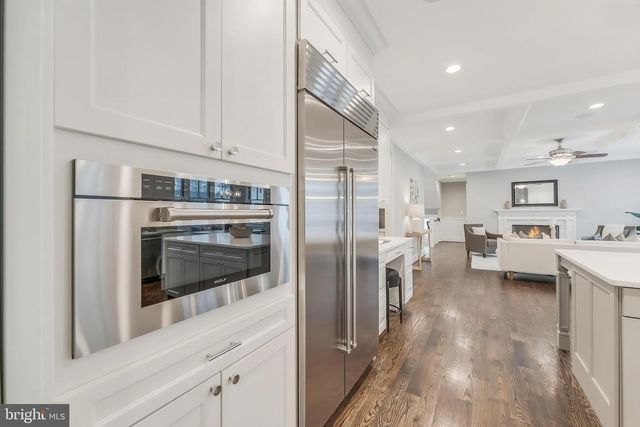 6805 LUMSDEN ST, Mclean, VA 22101