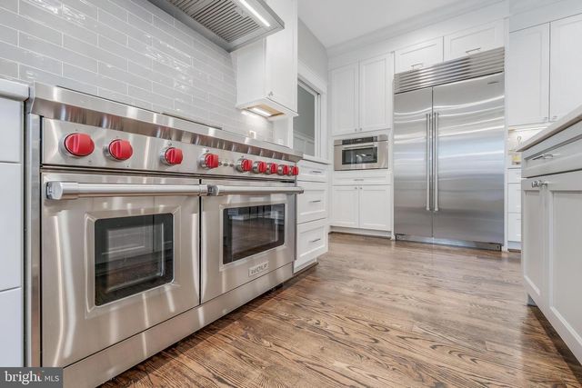 6805 LUMSDEN ST, Mclean, VA 22101