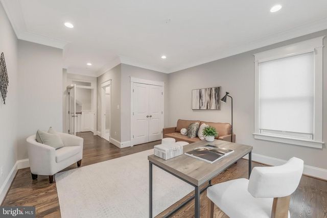 6805 LUMSDEN ST, Mclean, VA 22101