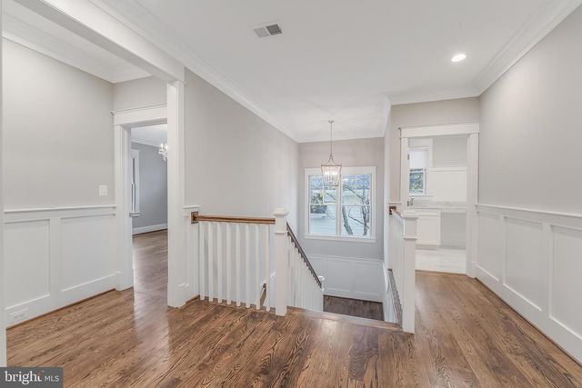 6805 LUMSDEN ST, Mclean, VA 22101