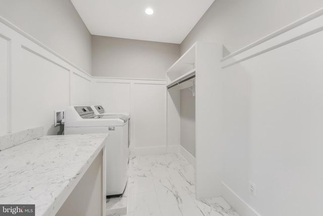 6805 LUMSDEN ST, Mclean, VA 22101