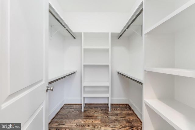 6805 LUMSDEN ST, Mclean, VA 22101