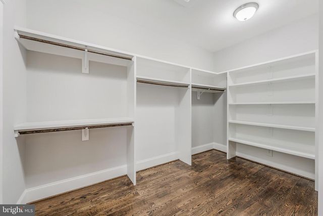 6805 LUMSDEN ST, Mclean, VA 22101