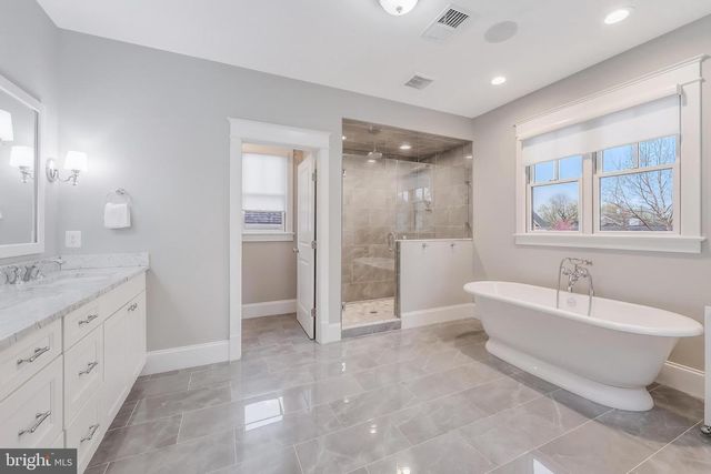 6805 LUMSDEN ST, Mclean, VA 22101