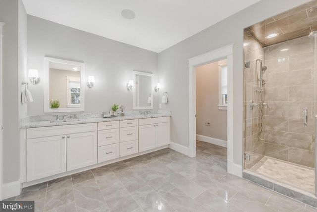 6805 LUMSDEN ST, Mclean, VA 22101