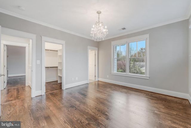 6805 LUMSDEN ST, Mclean, VA 22101